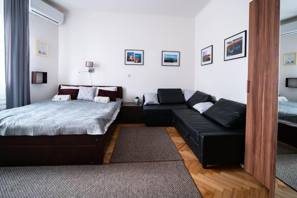 Bumblebee Apartment With Ac Budapeste Exterior foto